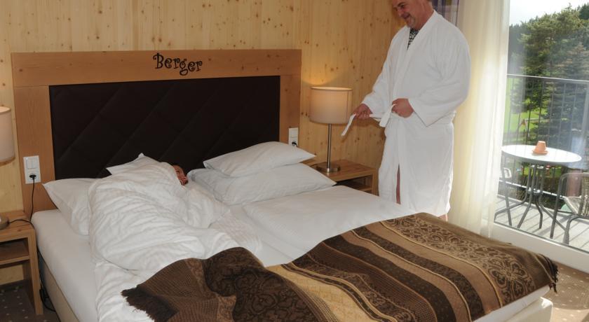 Familienhotel Berger Sankt Jakob im Walde Cameră foto